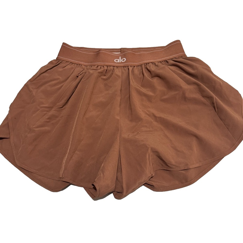 Alo Yoga Match Point Short Small sun kissed brown athletic shorts